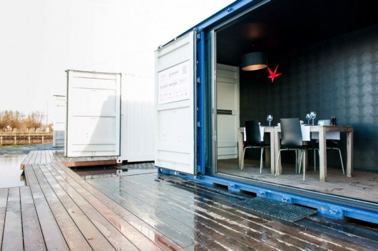 sleeping-around-container-hotel-13