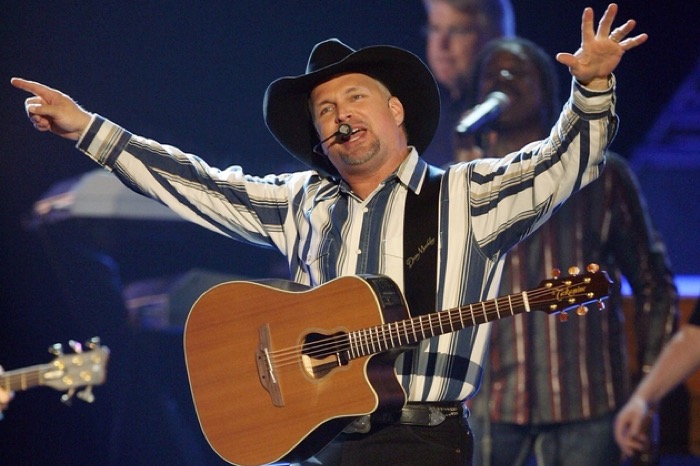 Garth-Brooks2